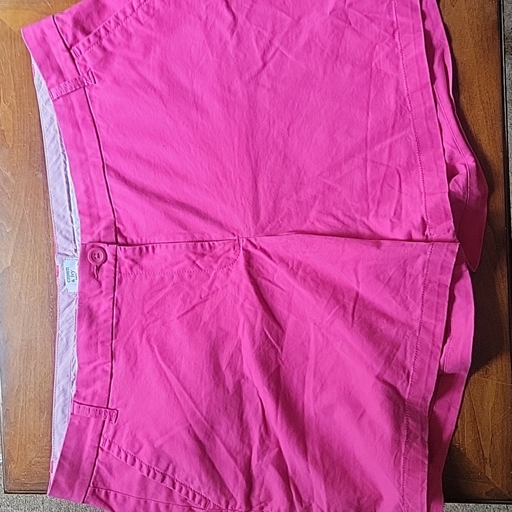 Crown & Ivy Shorts